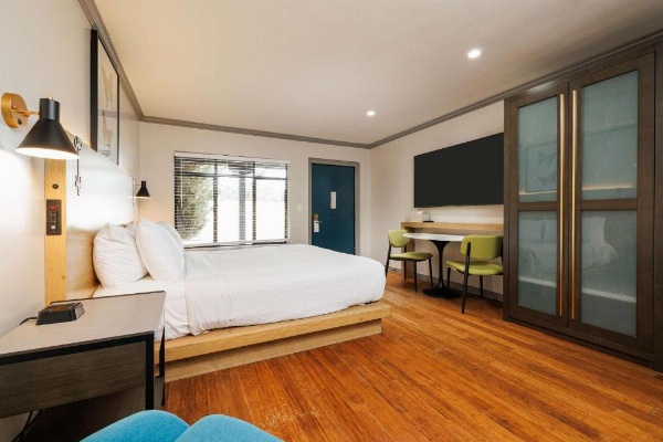Inn Marin and Suites, Ascend Hotel Collection image 11